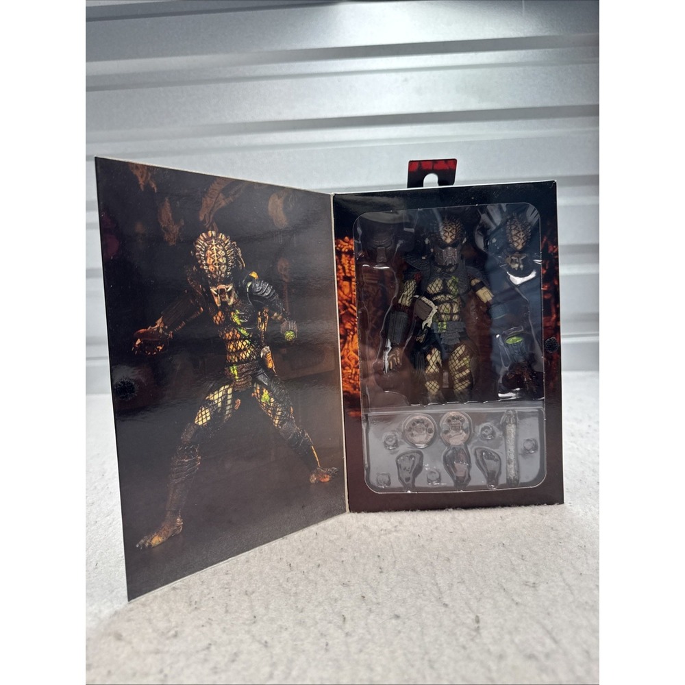 NECA Predator 2 Ultimate Battle Damaged City Hunter 30th Anniversary NEW